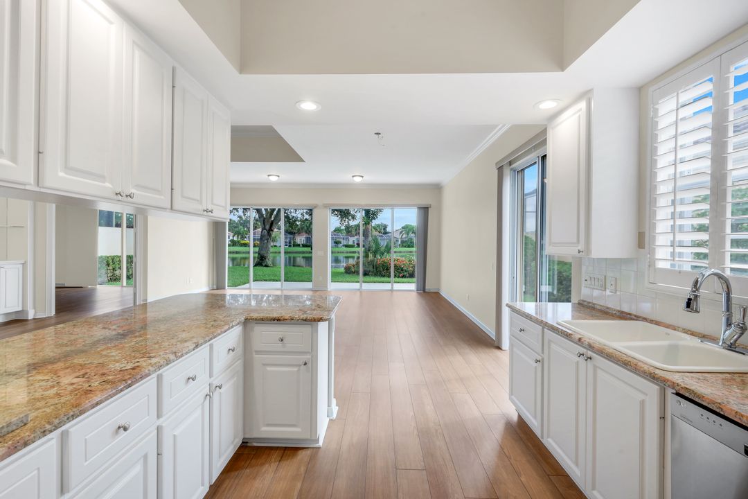 3821 Whidbey Way, Naples, FL 34119