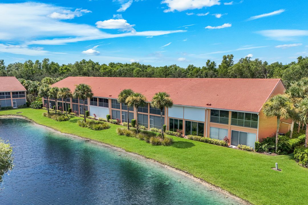 6720 Beach Resort Dr #10, Naples, FL 34114