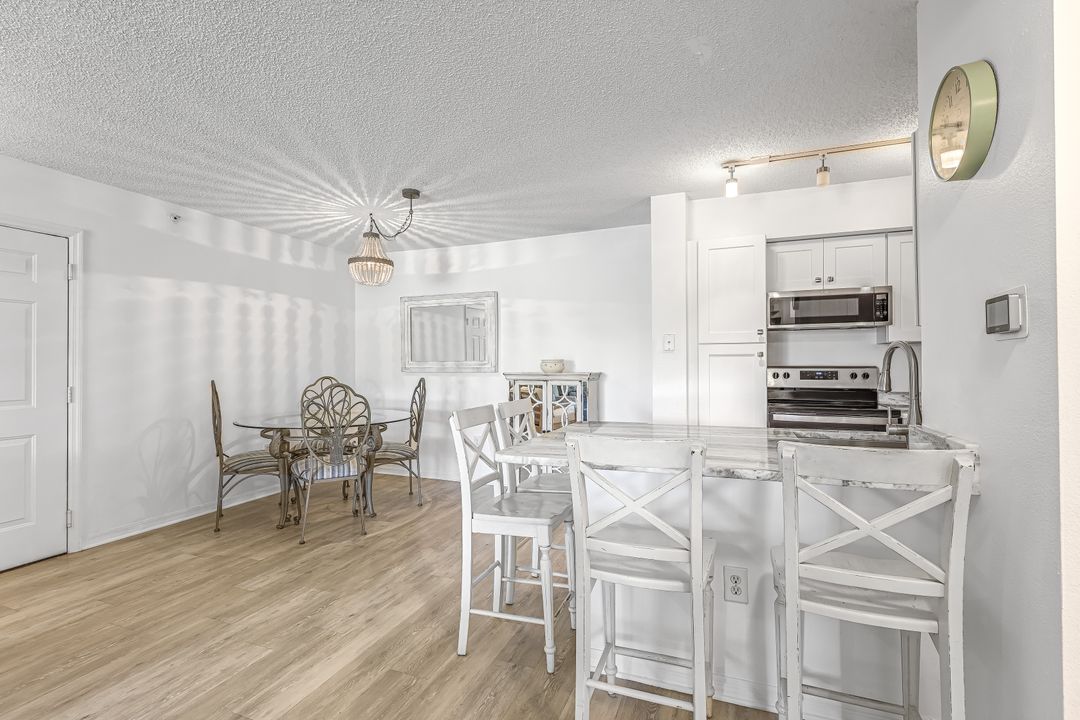 8851 Colonnades Ct W #126, Bonita Springs, FL 34135
