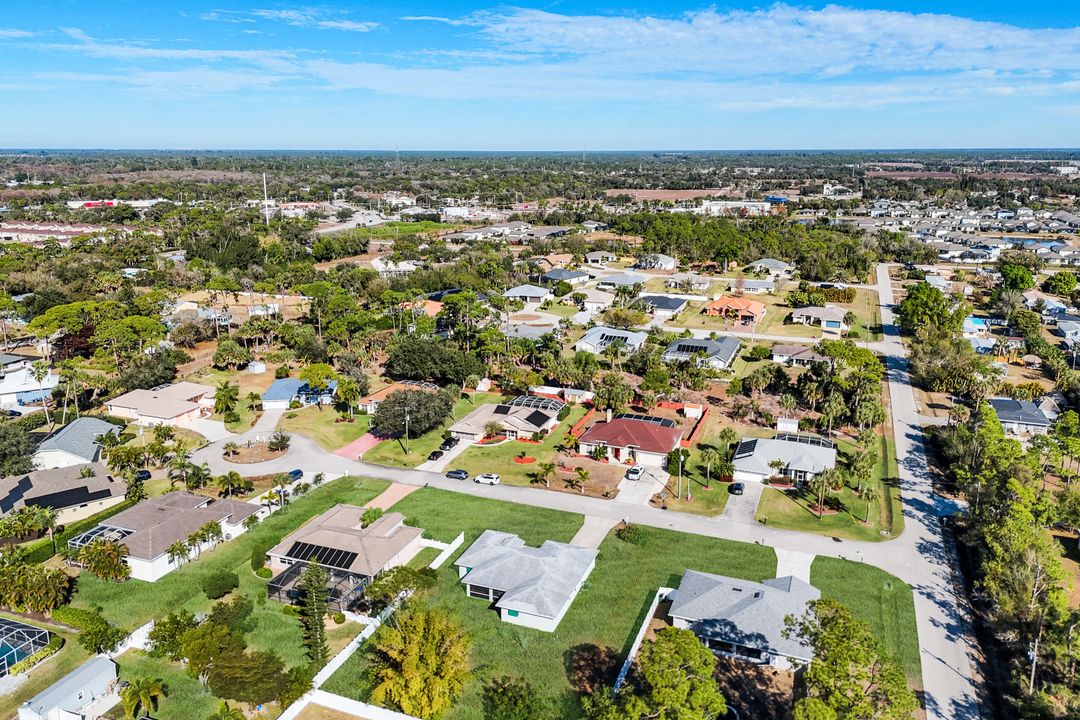 6740 Blake Pledger Ct, North Fort Myers, FL 33917