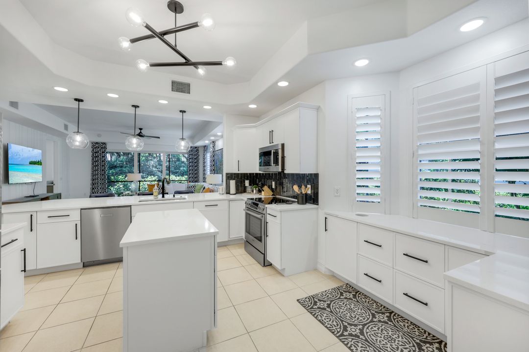 10220 Bellavista Cir #1402, Miromar Lakes, FL 33913