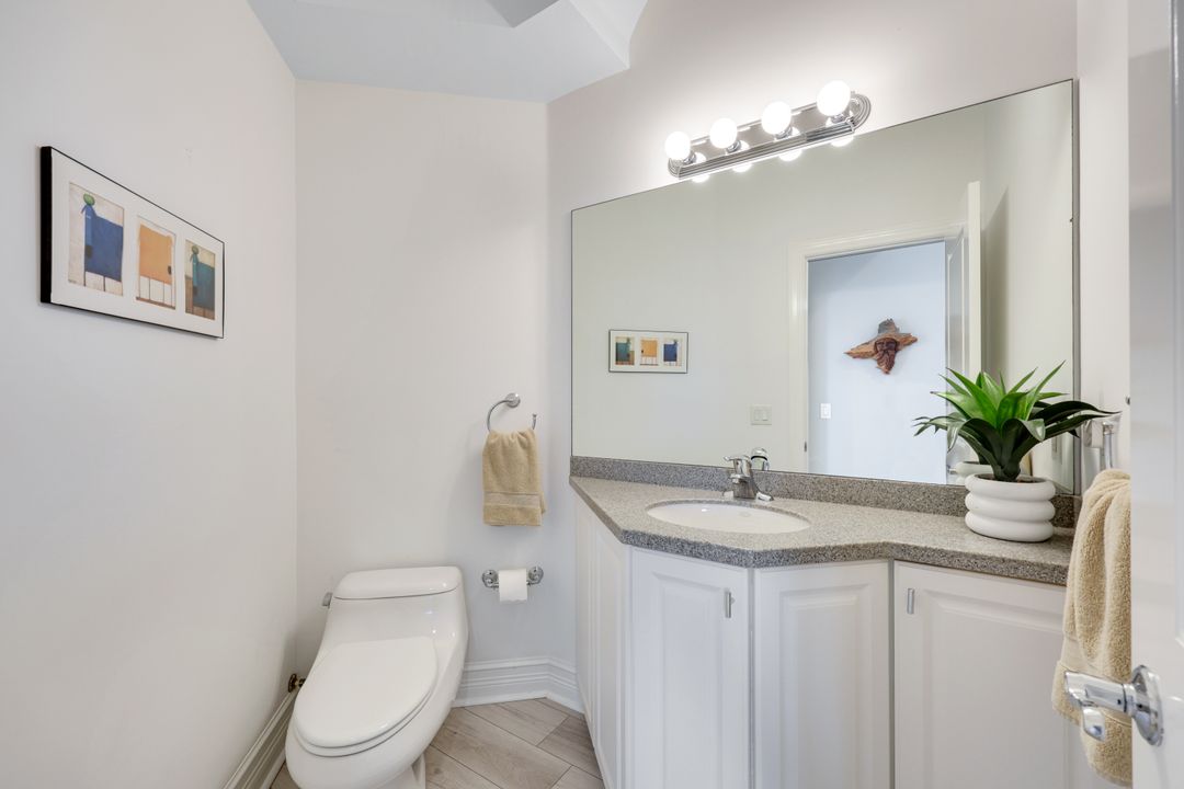 27154 Harbor Dr, Bonita Springs, FL 34135