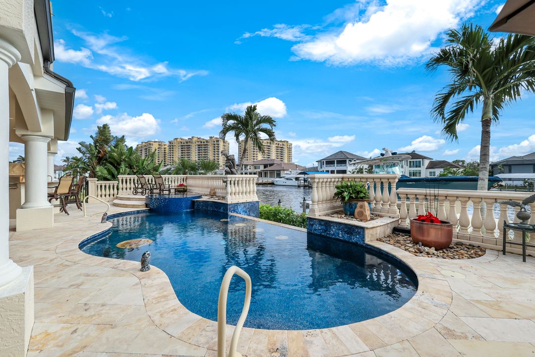 1506 Hermitage Ln, Cape Coral, FL 33914