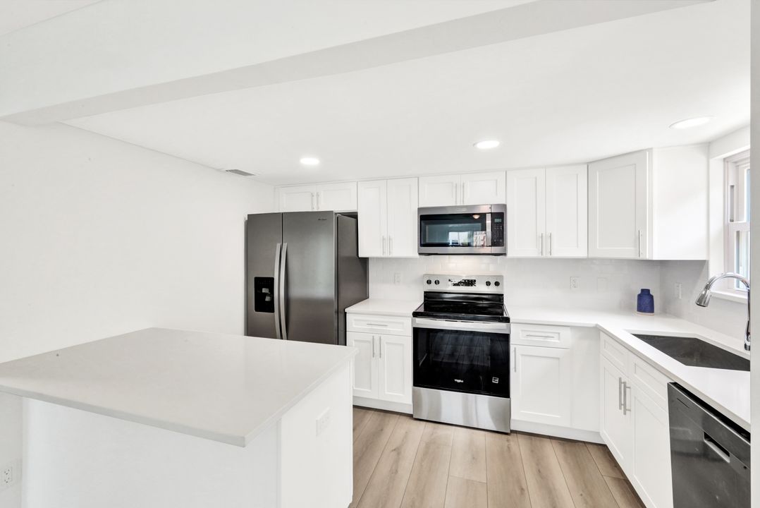 16881 Davis Road #312, Fort Myers, FL 33908