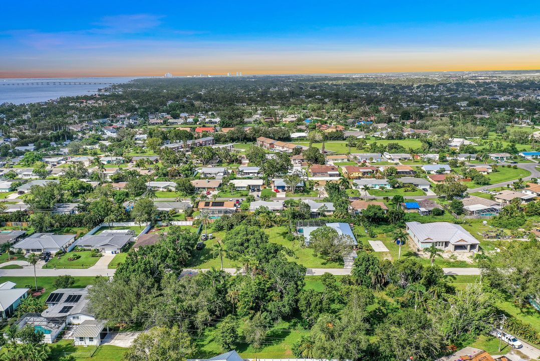 808 Sunset Vista Dr, Fort Myers, FL 33919