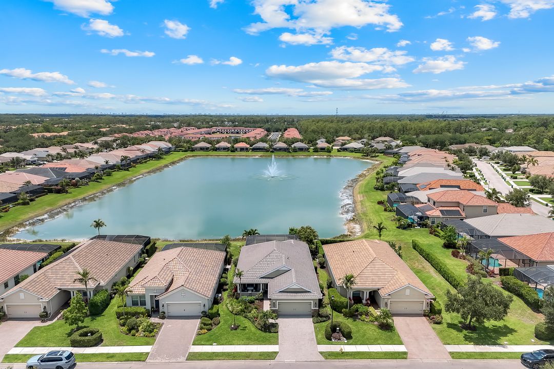 3620 Canopy Cir, Naples, FL 34120