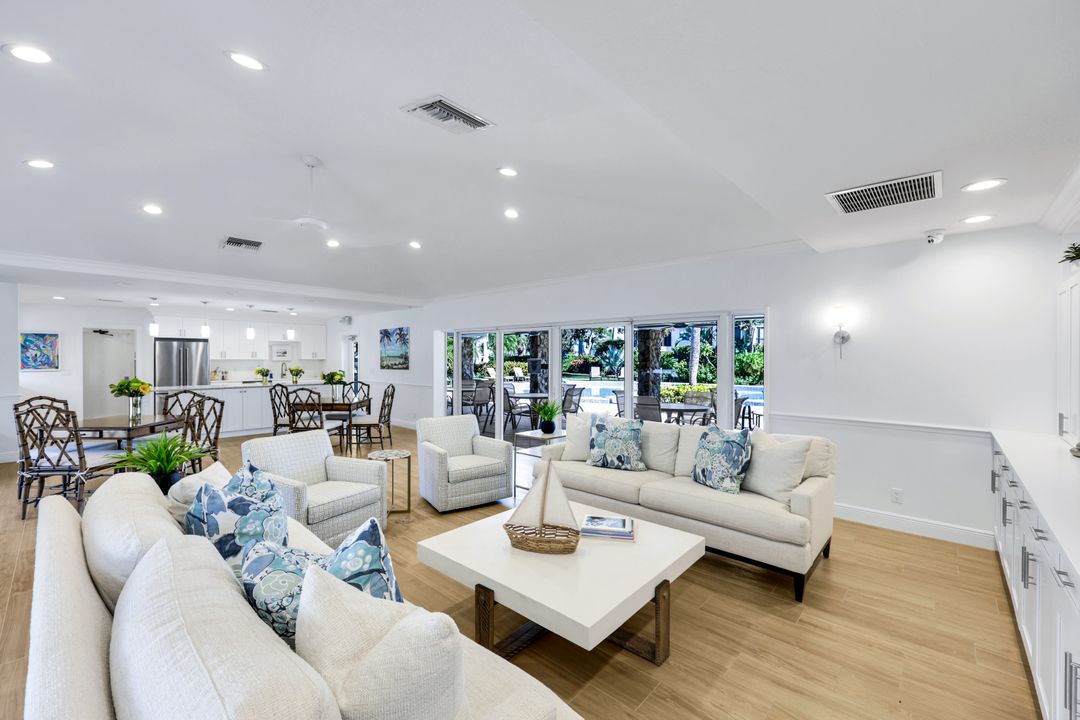 2211 Gulf Shore Blvd N #C4, Naples, FL 34102