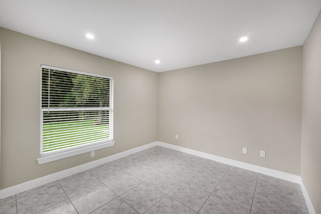 1795 Desoto Blvd S, Naples, FL 34117