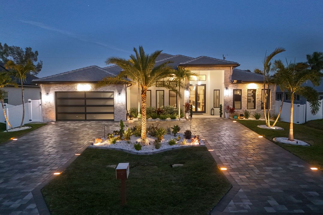 3609 Surfside Blvd, Cape Coral, FL 33914