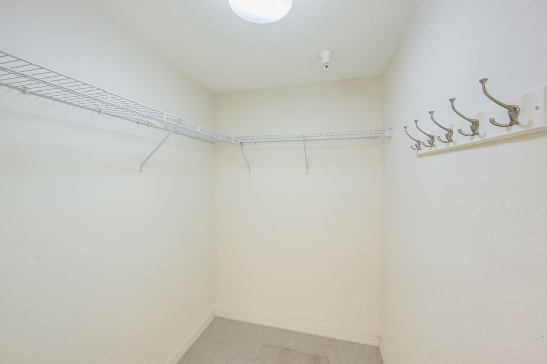 4455 Botanical Pl Cir #103, Naples, FL 34112