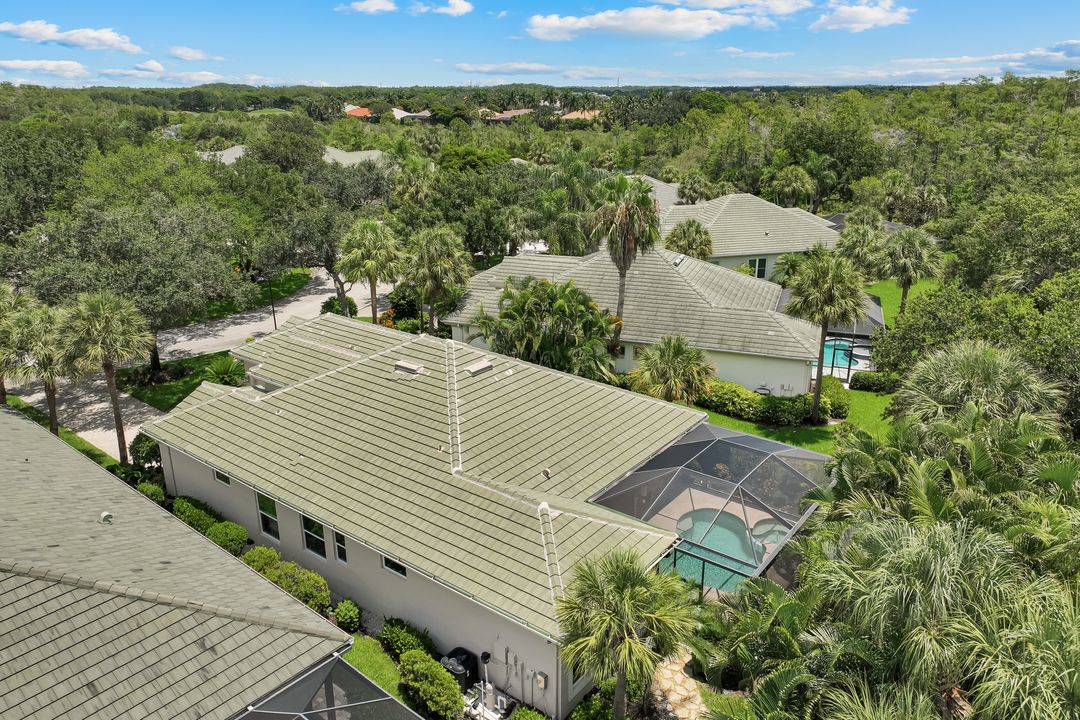 23151 Foxberry Ln, Bonita Springs, FL 34135