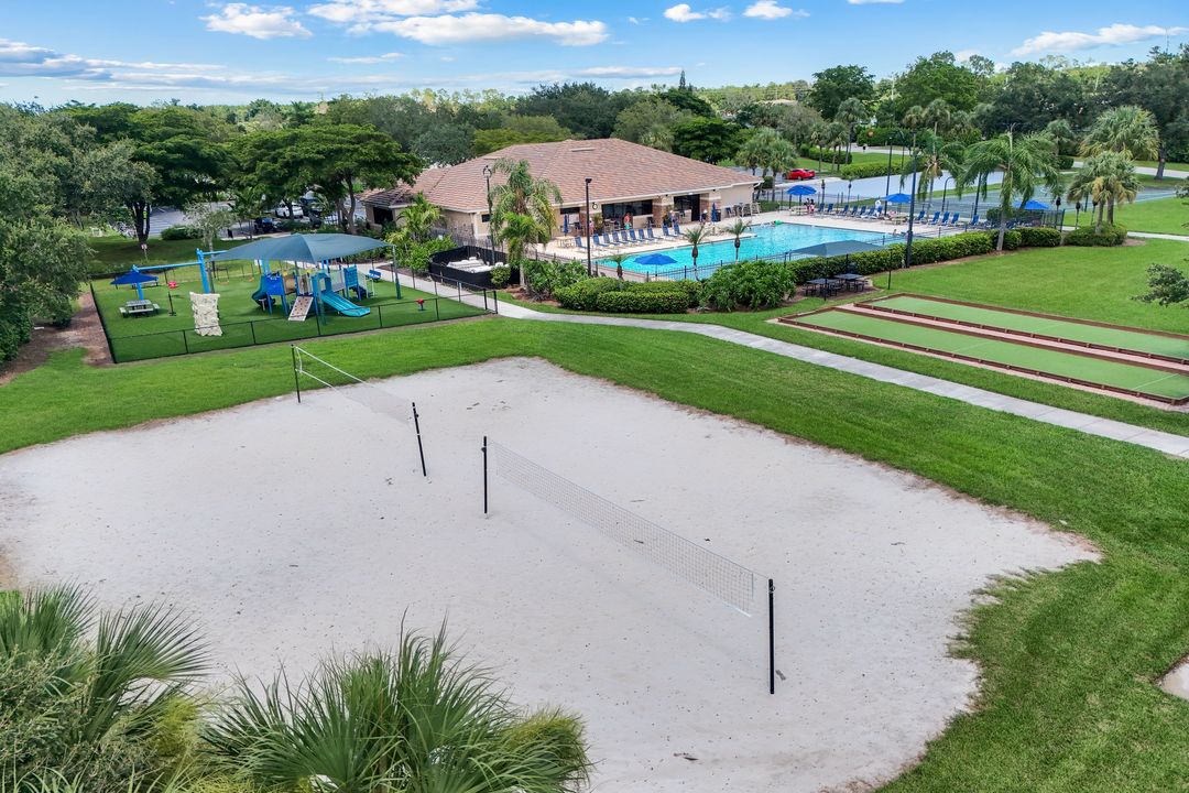 21301 Lancaster Run #825, Estero, FL 33928