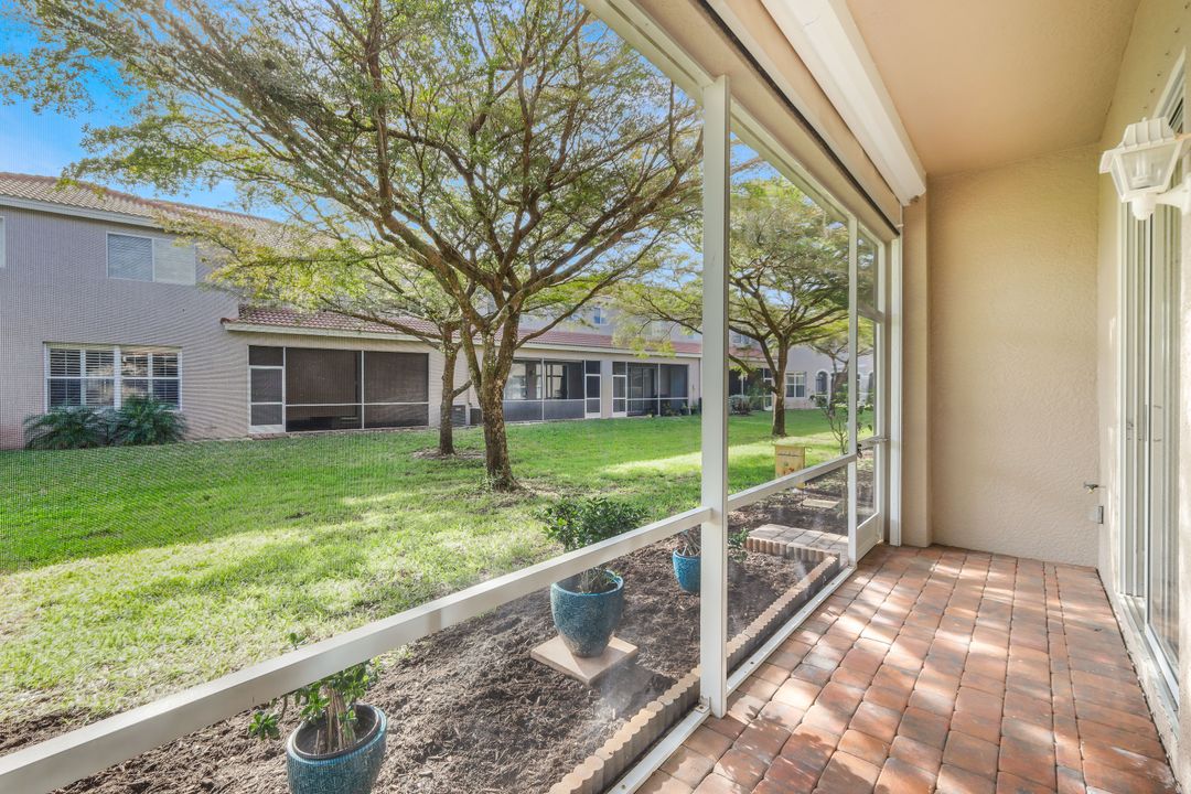 10028 Ravello Blvd, Fort Myers, FL 33905