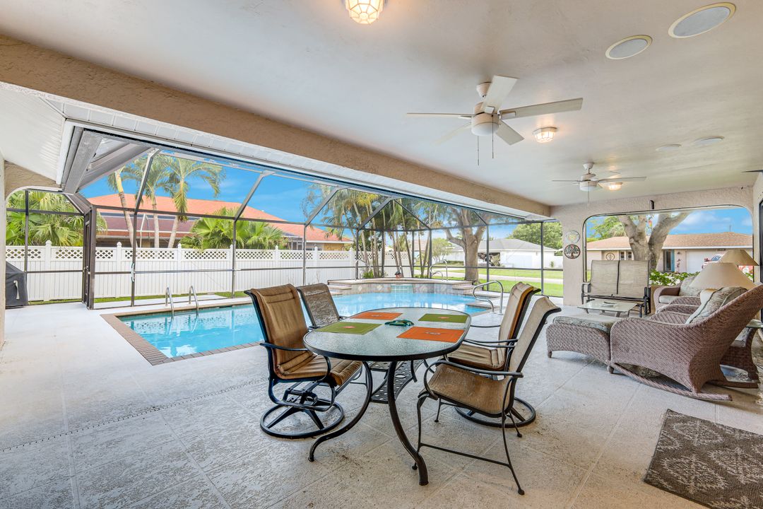 1002 SE 5th St, Cape Coral, FL 33990