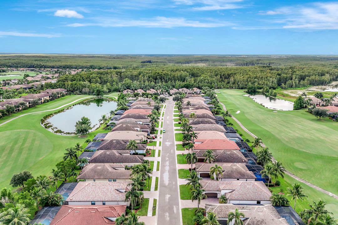 28550 Westmeath Ct, Bonita Springs, FL 34135