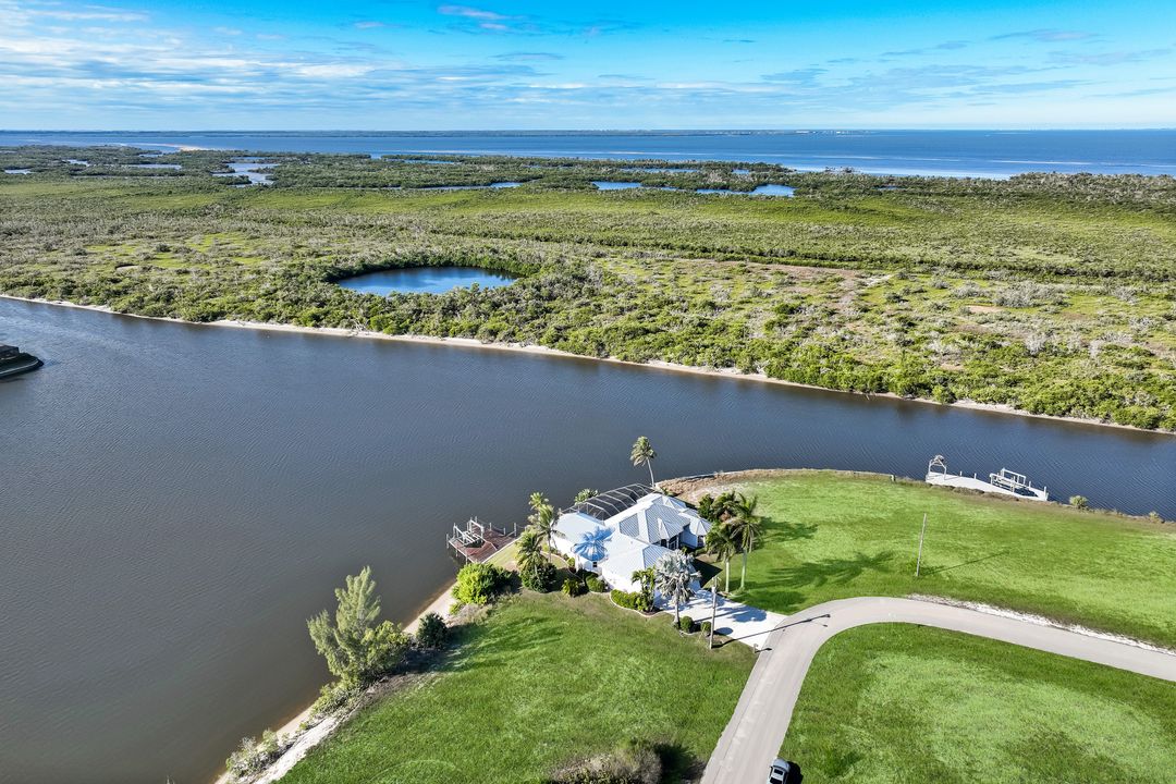 4640 NW 33rd Terrace, Cape Coral, FL 33993