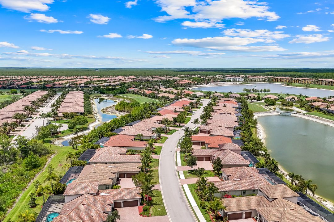 28625 Lisburn Ct, Bonita Springs, FL 34135