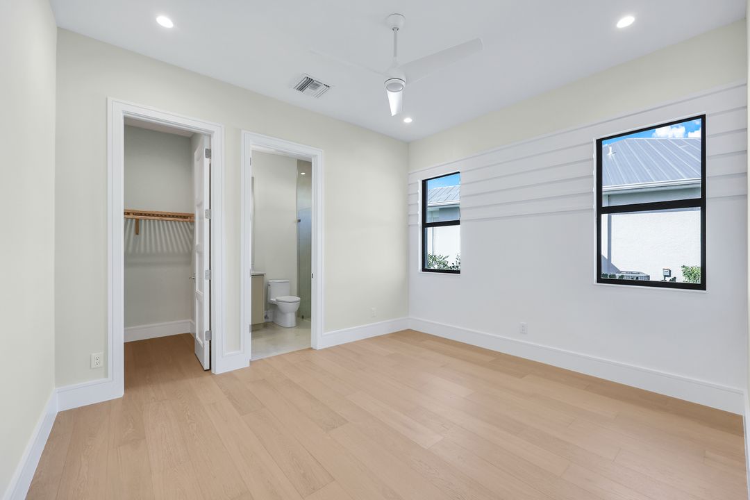 14282 Charthouse Cir, Naples, FL 34114