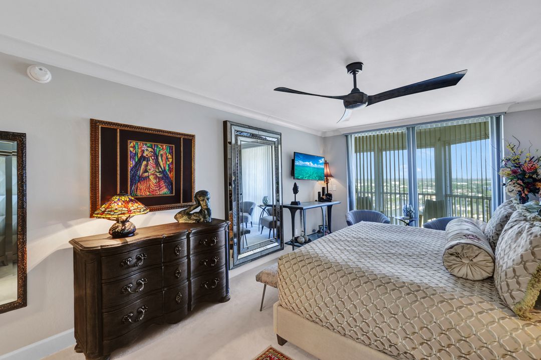 4401 Gulf Shore Blvd N, Naples, FL 34103