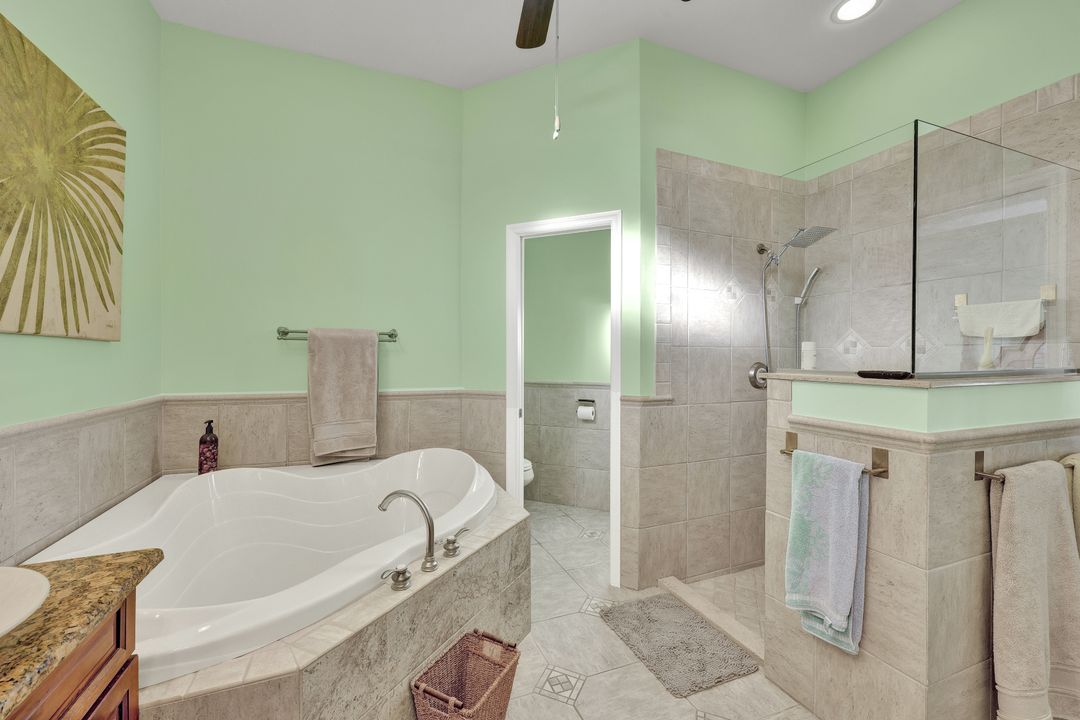 907 SW 51st Terrace, Cape Coral, FL 33914