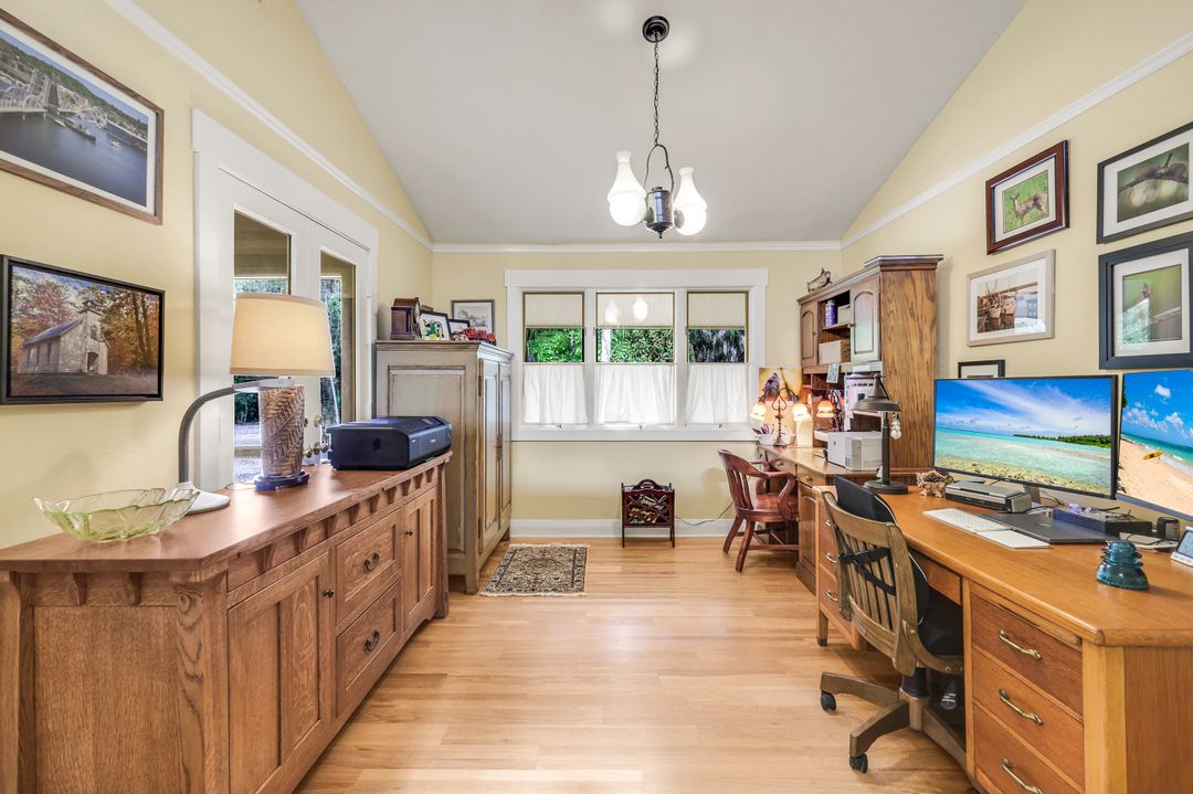 4420 7th Ave SW, Naples, FL 34119