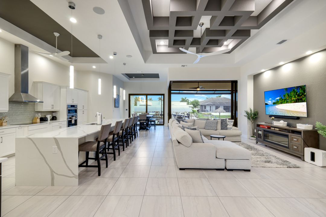 5130 Atlantic Ct, Cape Coral, FL 33904