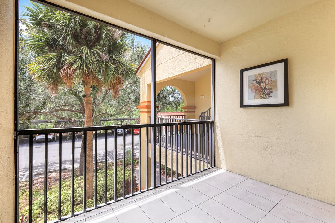 7925 Preserve Cir #325, Naples, FL 34119