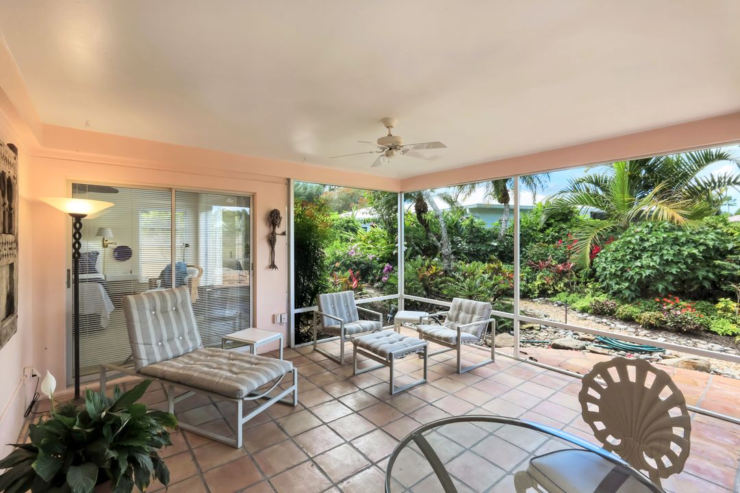 330 Bald Eagle Dr, Naples, FL 34105