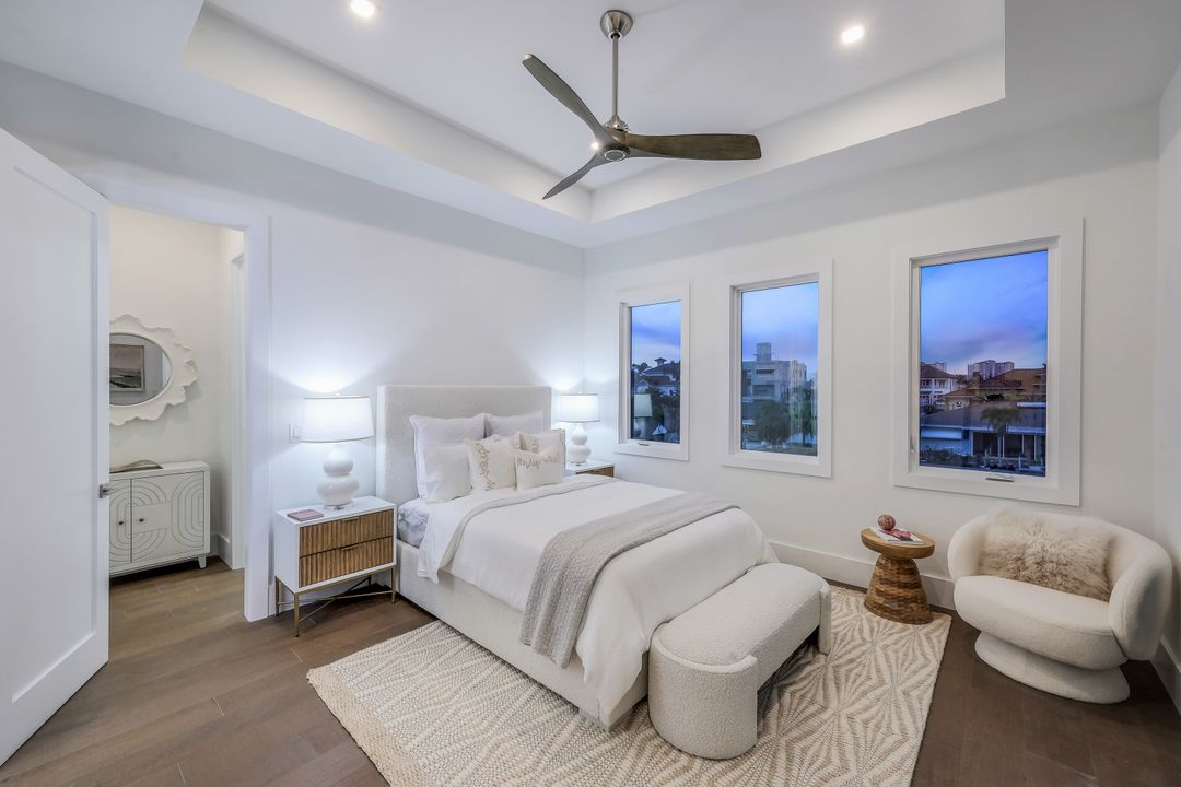 469 Germain Ave, Naples, FL 34108