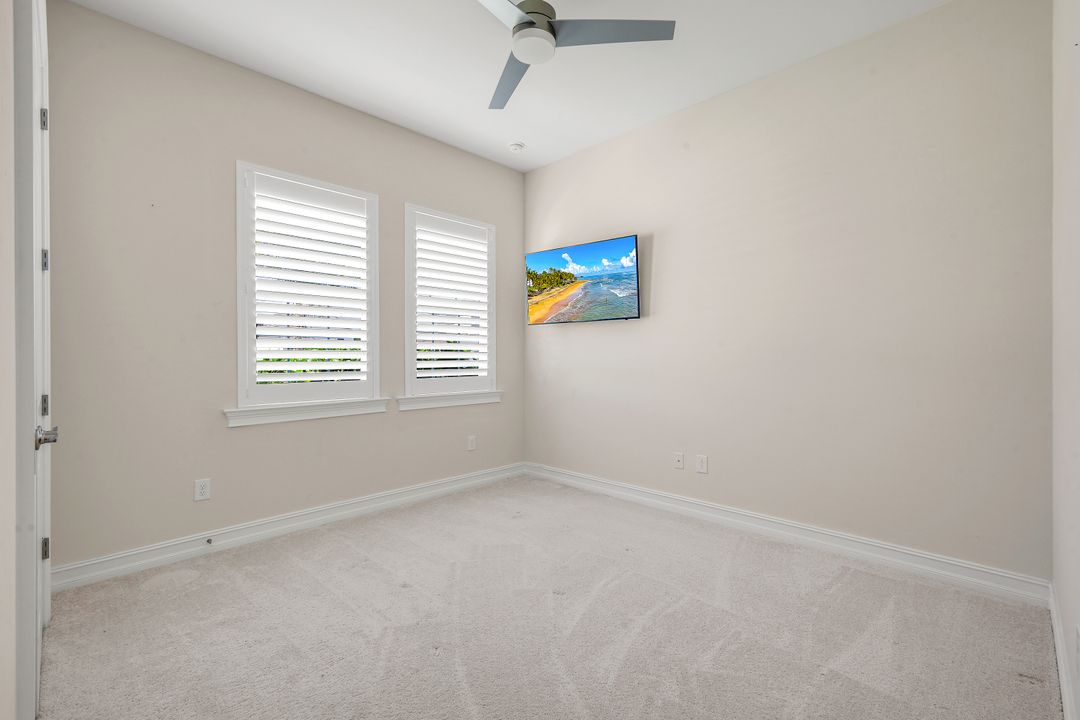 28113 Captiva Shell Lp, Bonita Springs, FL 34135