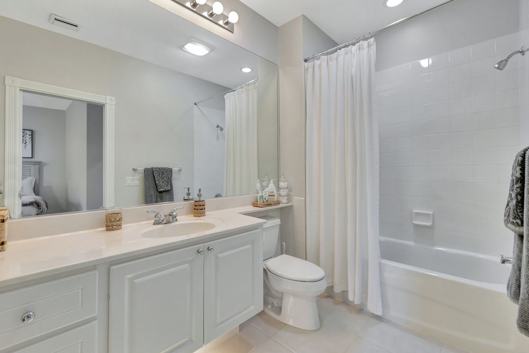 28508 Alessandria Cir, Bonita Springs, FL 34135