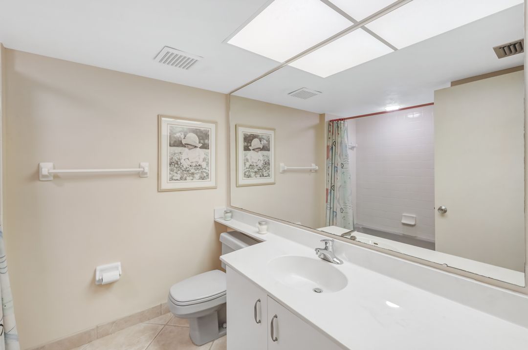 11118 Gulf Shore Dr #803, Naples, FL 34108