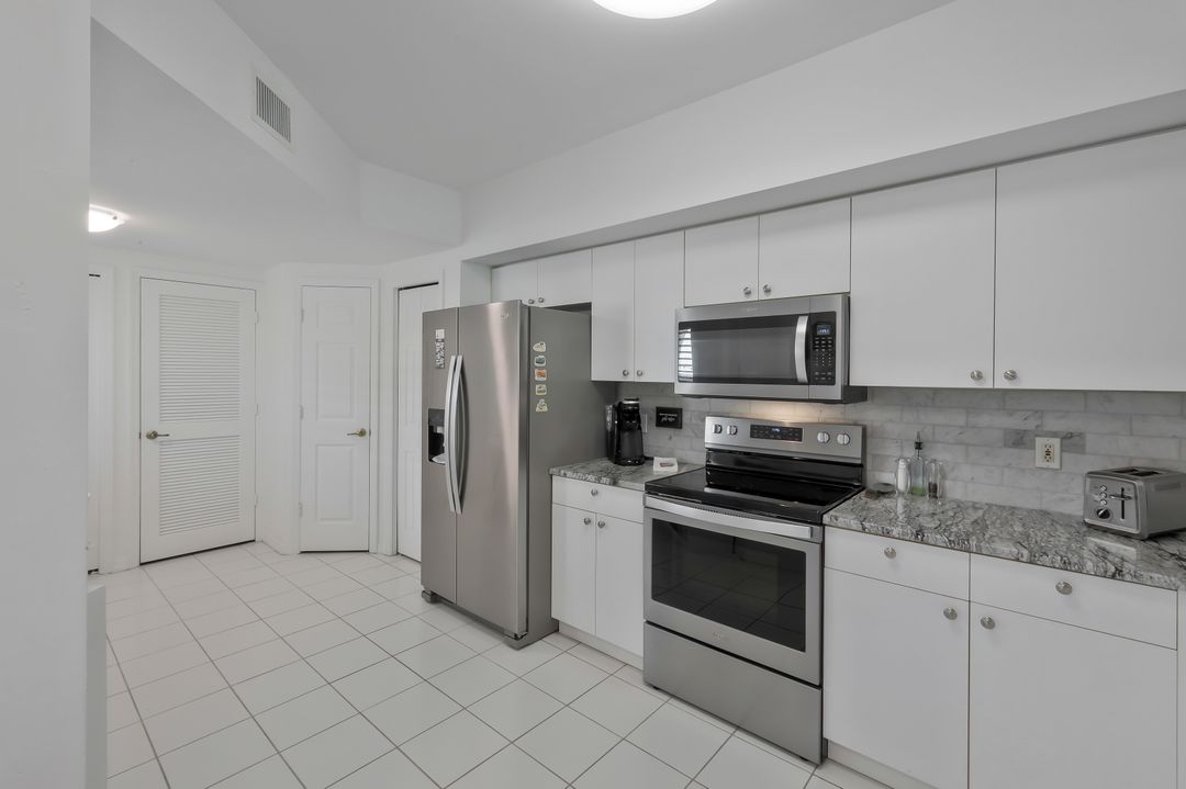 5440 Worthington Ln #103, Naples, FL 34110