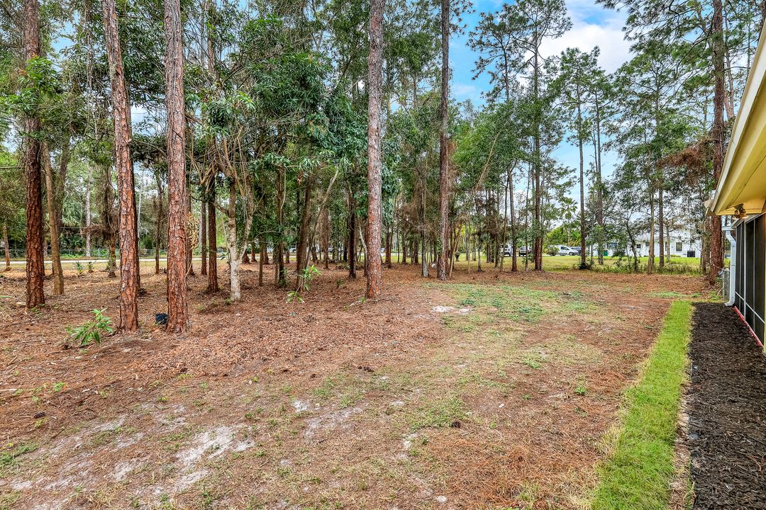 525 Weber Blvd N, Naples, FL 34120