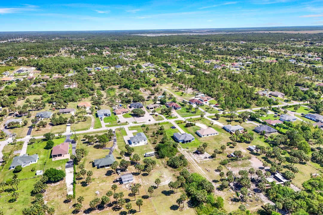 3460 20th Ave NE, Naples, FL 34120