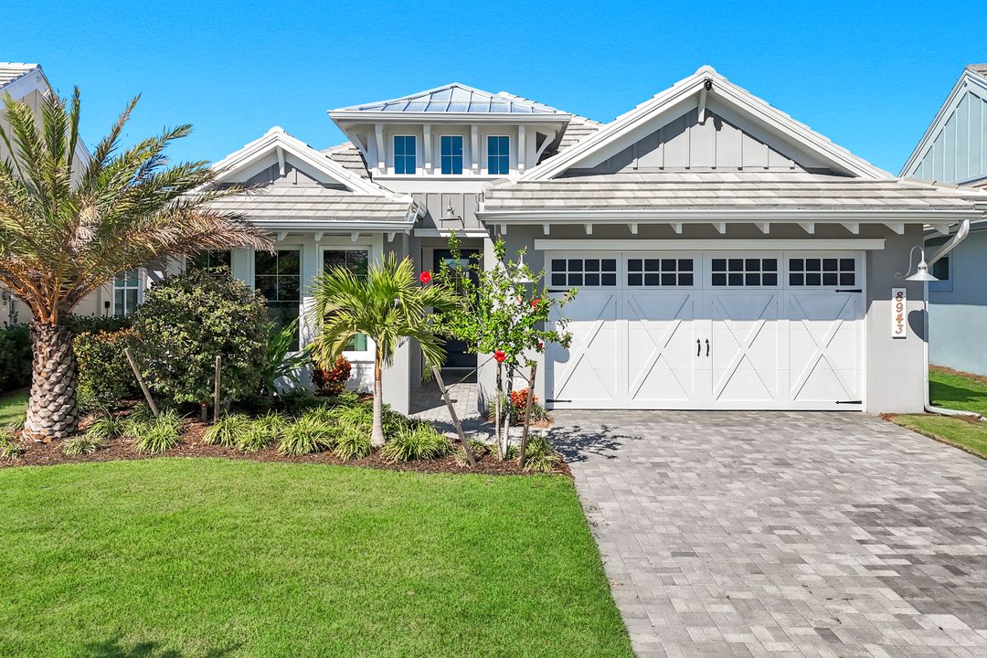 8943 Gustavia Ct, Naples, FL 34112