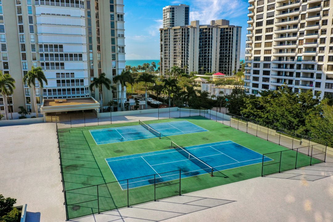 4401 Gulf Shore Blvd N, Naples, FL 34103