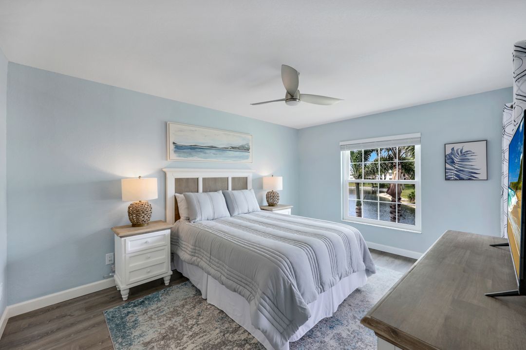 774 Wiggins Lake Dr #203, Naples, FL 34110