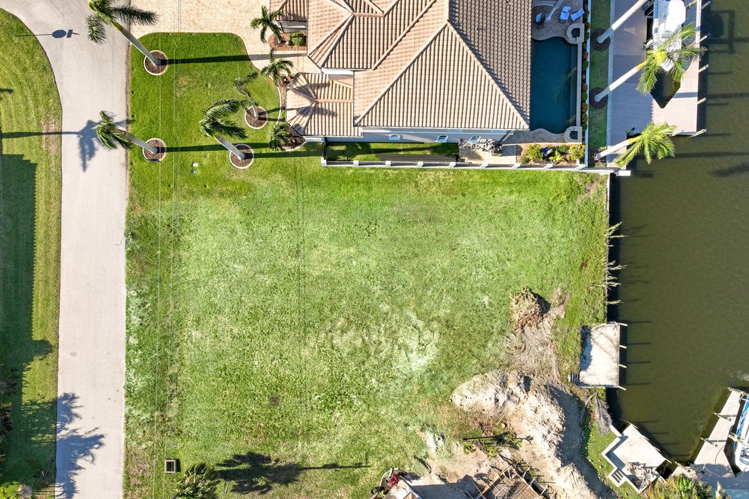 5423 SW 17th Ave, Cape Coral, FL 33914