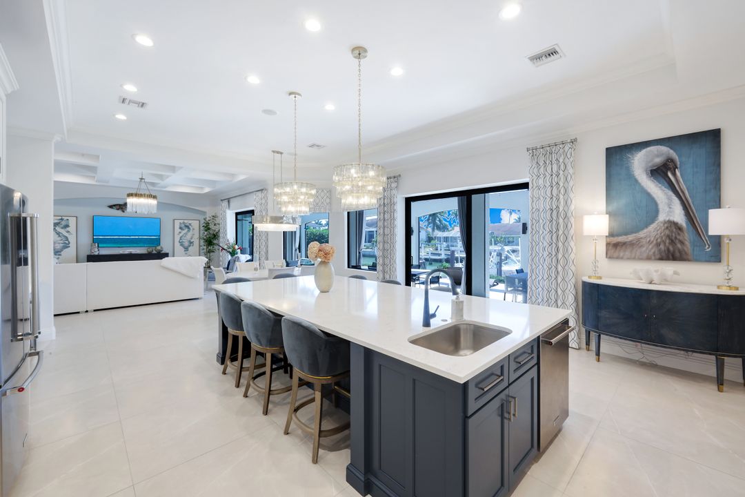 450 Pepperwood Ct, Marco Island, FL 34145