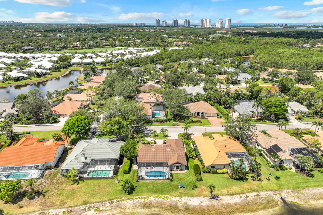 3730 Lakemont Dr, Bonita Springs, FL 34134