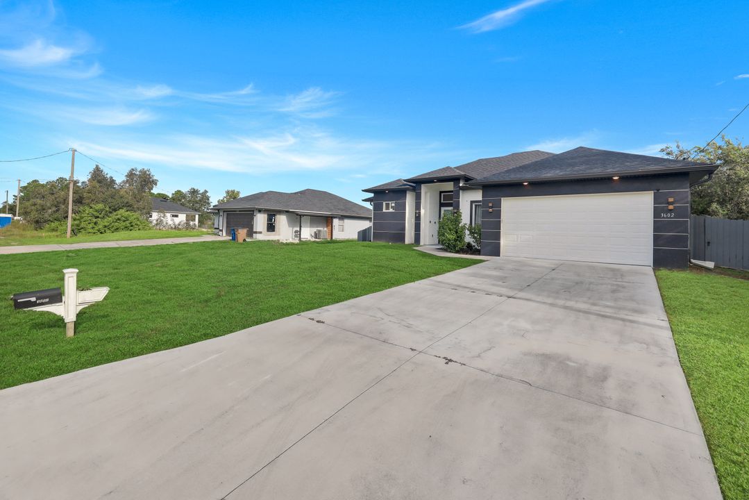 3602 41st St SW, Lehigh Acres, FL 33976