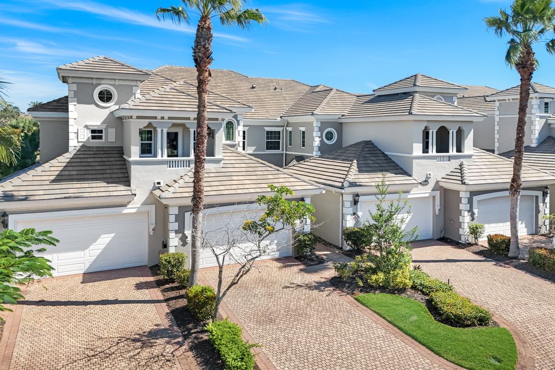 9223 Corfu Ct #202, Naples, FL 34114