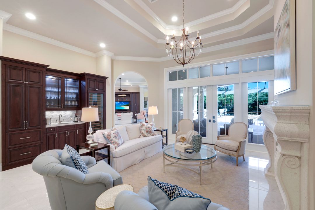 3122 Dahlia Way, Naples, FL 34105