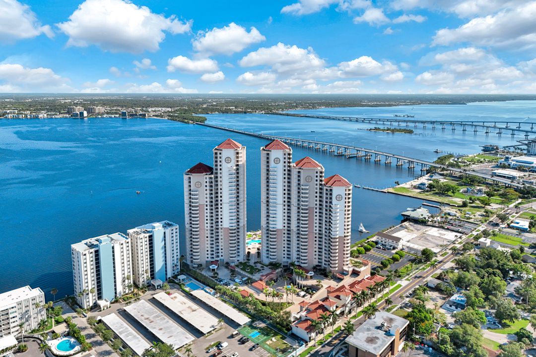 2104 W First St #1404, Fort Myers, FL 33901