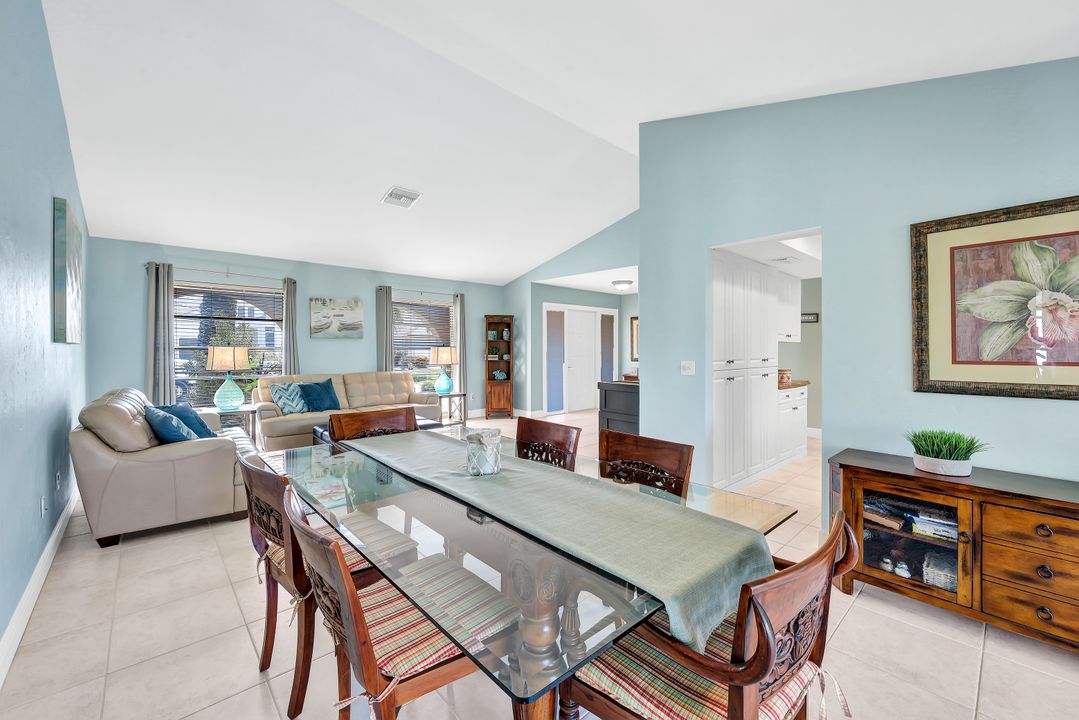 568 Elk Cir, Marco Island, FL 34145