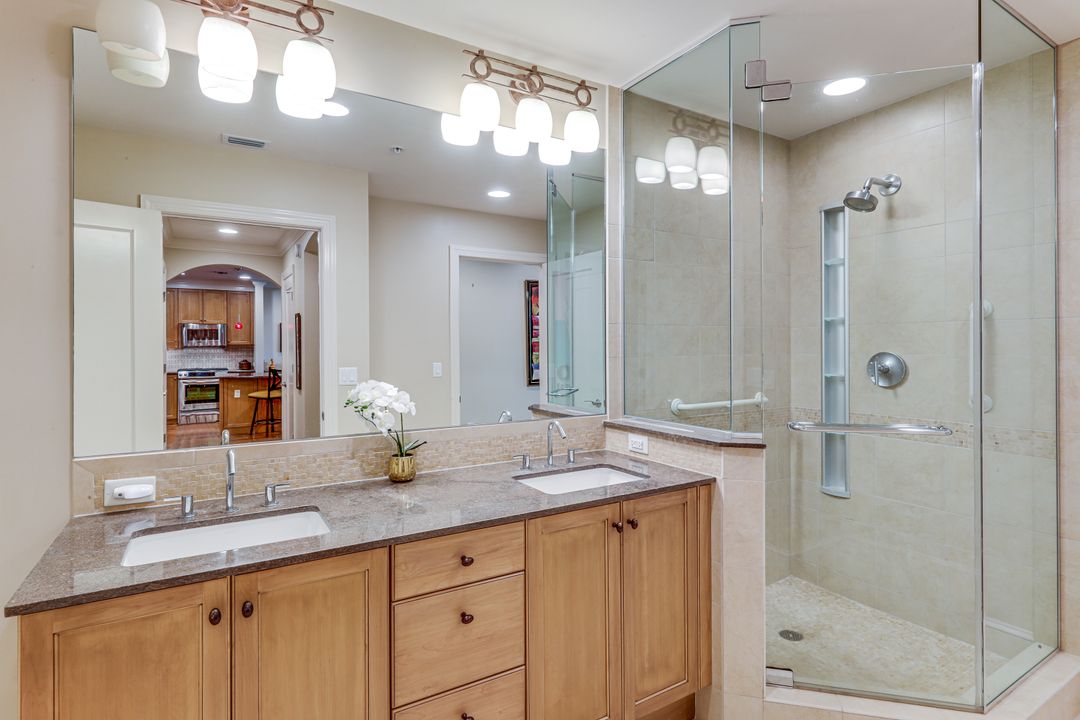 9123 Strada Pl #7201, Naples, FL 34108