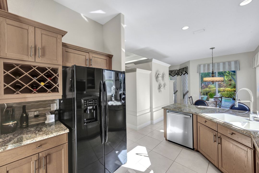 1769 Ivy Pointe Ct, Naples, FL 34109