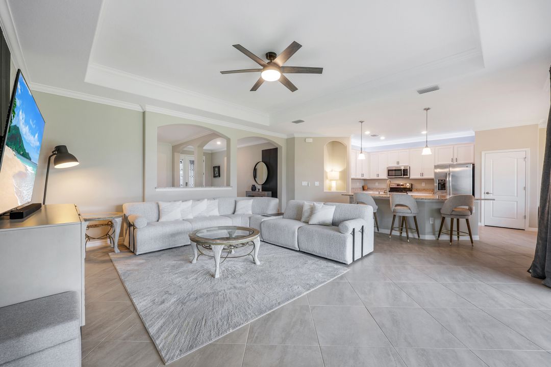 19302 Elston Wy, Estero, FL 33928