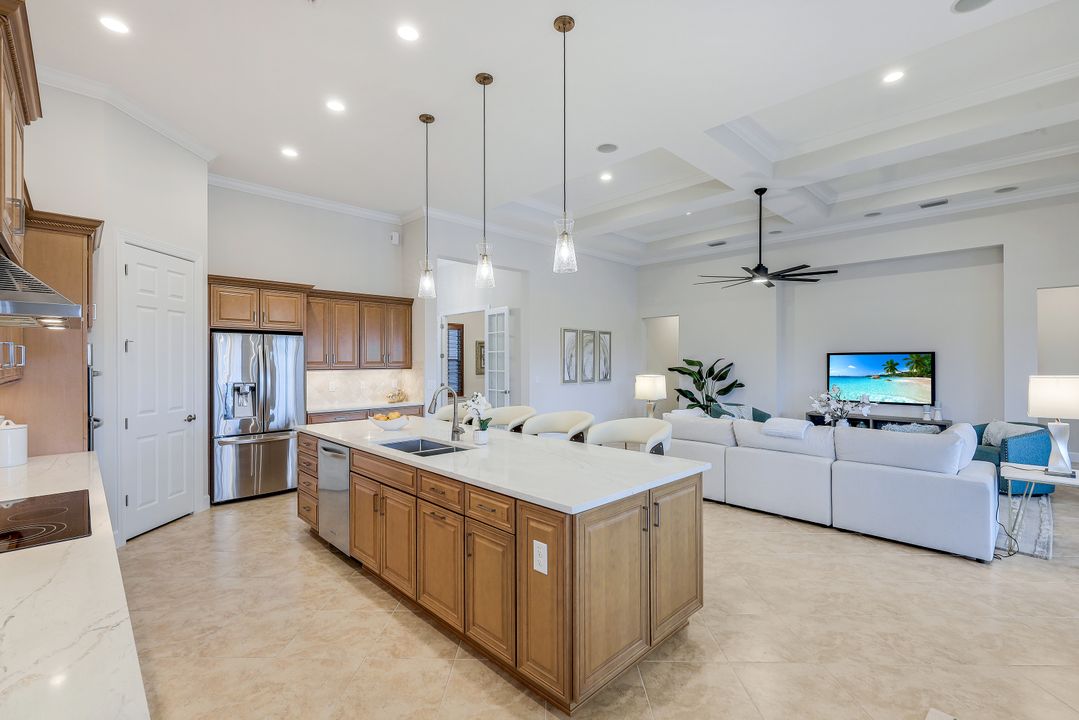 9360 Marble Stone Dr, Naples, FL 34120